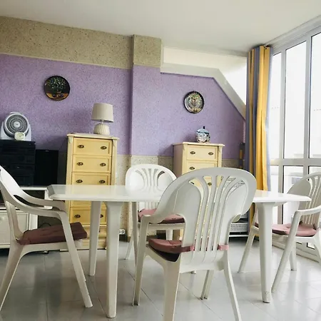 Magnifico Piso Al Lado De Playa *
